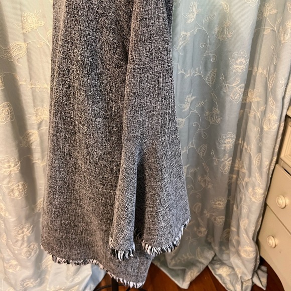 Ellie & Jane tunic dress
USED
Boots and scarf not included - Picture 2 of 9